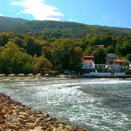 4 Seasons Relaxing Holiday home Stomion (Thessaly)